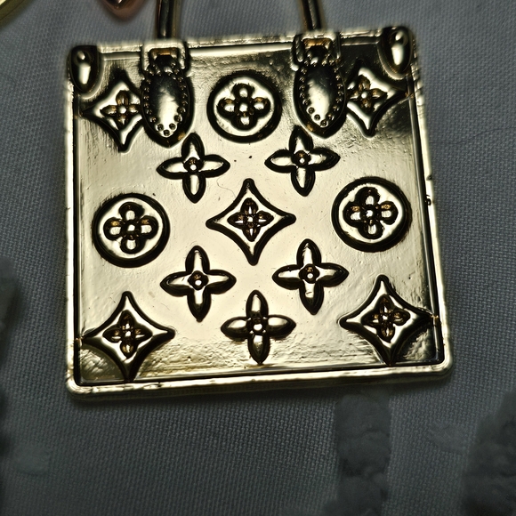 Louis Vuitton Gold and Rose Gold Bag Charm - Picture 4 of 9